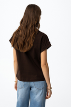 Cargar imagen en el visor de la galería, CAMISETA JERMAINE CHOCOLATE