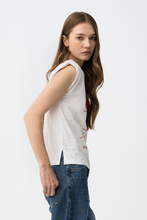 Cargar imagen en el visor de la galería, CAMISETA LUNE