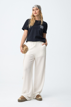Cargar imagen en el visor de la galería, PANTALÓN WAFFLINO