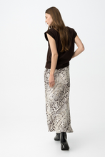 Cargar imagen en el visor de la galería, FALDA KANSAS