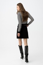 Cargar imagen en el visor de la galería, FALDA HALLOW NEGRA