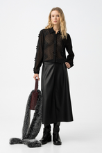 Cargar imagen en el visor de la galería, CAMISA RELEVANTE