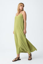 Cargar imagen en el visor de la galería, VESTIDO BESTIE MANZANA