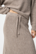 Cargar imagen en el visor de la galería, FALDA MANHATTAN