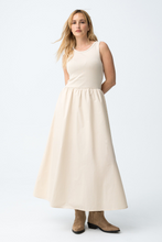 Cargar imagen en el visor de la galería, VESTIDO FIJI BEIGE