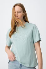 Cargar imagen en el visor de la galería, CAMISETA PEYTON TURQUESA