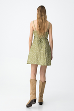 Cargar imagen en el visor de la galería, VESTIDO SALTINA VERDE