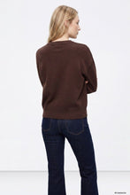 Cargar imagen en el visor de la galería, JERSEY UNFORGIVEN CHOCOLATE