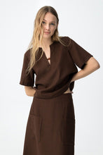 Cargar imagen en el visor de la galería, BLUSA SAHARA CHOCOLATE