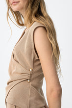 Cargar imagen en el visor de la galería, TOP ARZEN BEIGE