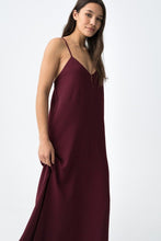 Cargar imagen en el visor de la galería, VESTIDO BESTIE BURDEOS