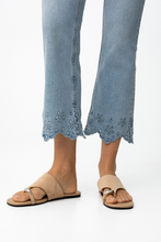 Cargar imagen en el visor de la galería, JEANS MEGAN 126