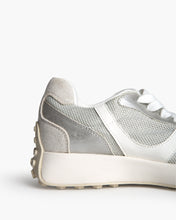 Cargar imagen en el visor de la galería, ZAPATILLAS PLATA