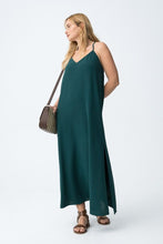 Cargar imagen en el visor de la galería, VESTIDO BESTIE VERDE BOTELLA
