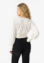 Cargar imagen en el visor de la galería, BLUSA BIANCA BEIGE
