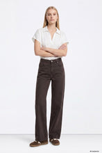 Cargar imagen en el visor de la galería, JEANS CELINE CHOCO