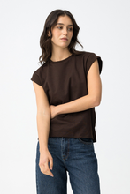 Cargar imagen en el visor de la galería, CAMISETA MANDIE CHOCOLATE
