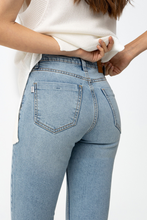 Cargar imagen en el visor de la galería, JEANS MEGAN 126