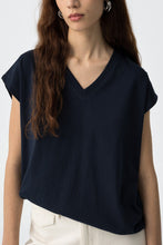 Cargar imagen en el visor de la galería, CAMISETA CHARLIZE AZUL MARINO