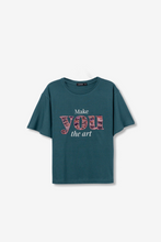 Cargar imagen en el visor de la galería, CAMISETA SKITTY