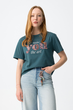 Cargar imagen en el visor de la galería, CAMISETA SKITTY