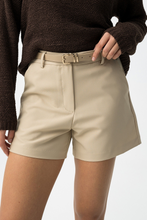 Cargar imagen en el visor de la galería, SHORT FABBY