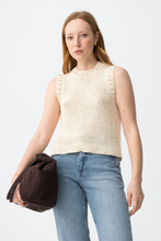 Cargar imagen en el visor de la galería, CHALECO BAELLA BEIGE