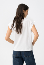 Cargar imagen en el visor de la galería, CAMISETA UMEL BLANCA