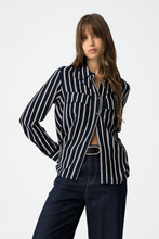 Cargar imagen en el visor de la galería, CAMISA RAIDER