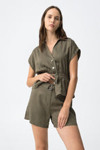 Cargar imagen en el visor de la galería, SHORT FRANCÉS VERDE