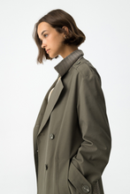 Cargar imagen en el visor de la galería, GABARDINA MEGATRENCH