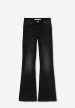 Cargar imagen en el visor de la galería, JEANS ZOE NEGRO