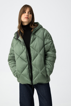 Cargar imagen en el visor de la galería, ANORAK SANTANA