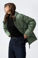 Cargar imagen en el visor de la galería, ANORAK SANTANA