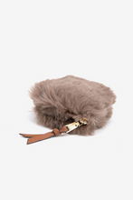 Cargar imagen en el visor de la galería, MONEDERO MAIA MARRÓN