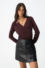 Cargar imagen en el visor de la galería, CAMISETA BLUSH