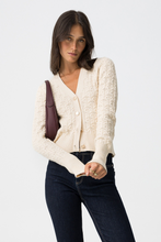 Cargar imagen en el visor de la galería, CÁRDIGAN LICORIAS