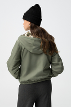 Cargar imagen en el visor de la galería, CHAQUETA VIDA