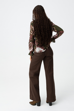 Cargar imagen en el visor de la galería, JEANS SARAH CHOCOLATE