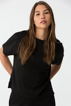 Cargar imagen en el visor de la galería, CAMISETA PINEAPPLE