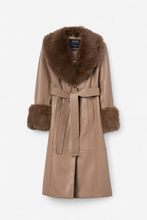 Cargar imagen en el visor de la galería, ABRIGO DOURADA