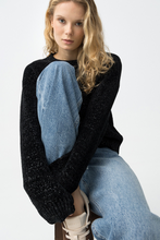 Cargar imagen en el visor de la galería, JERSEY DEMETER NEGRO