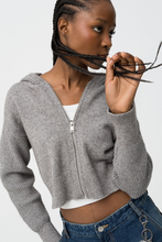 Cargar imagen en el visor de la galería, CHAQUETA DISTURBIA