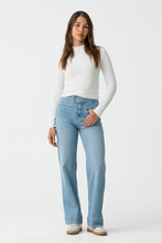 Cargar imagen en el visor de la galería, JEANS OLIVIA