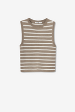 Cargar imagen en el visor de la galería, CAMISETA LEONOR BEIGE