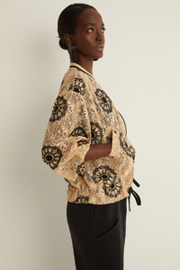 BOMBER CHIC