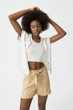 Cargar imagen en el visor de la galería, SHORT FRANCES BEIGE