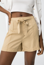 Cargar imagen en el visor de la galería, SHORT FRANCES BEIGE